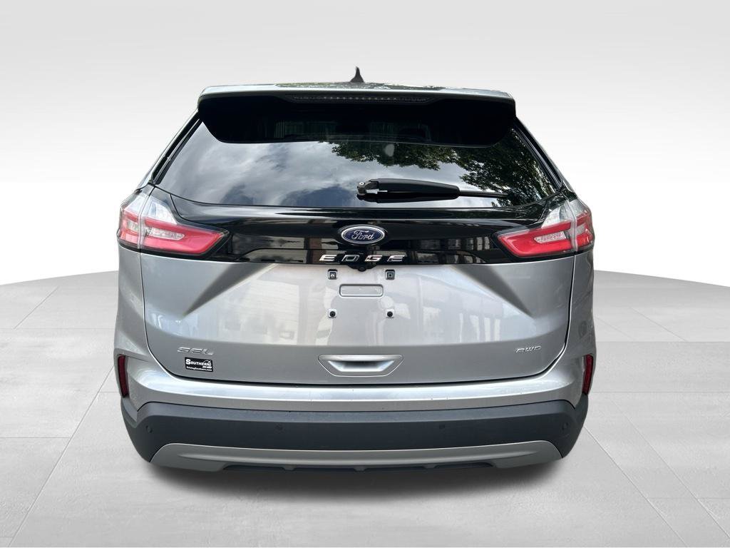 Used 2024 Ford Edge SEL AWD/4WD image 4