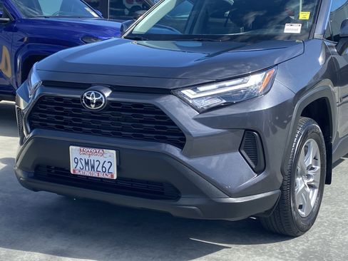 Certified 2025 Toyota RAV4 XLE w/ Convenience Package FWD image 7