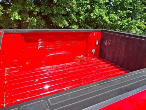 Used 2022 Chevrolet Silverado 1500 LT w/ Convenience Package II AWD/4WD image 15
