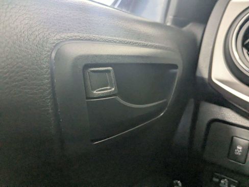 Used 2023 Toyota Tacoma SR5 w/ Technology Package RWD image 14