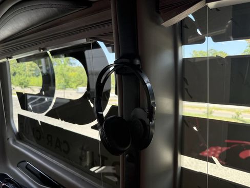 Used 2023 Ford Transit 250 148 High Roof Extended AWD image 31