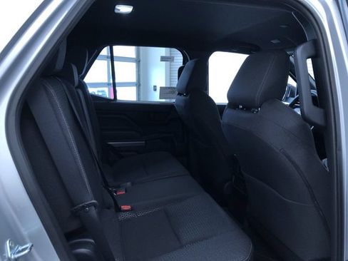 New 2026 Toyota 4Runner SR5 RWD image 21