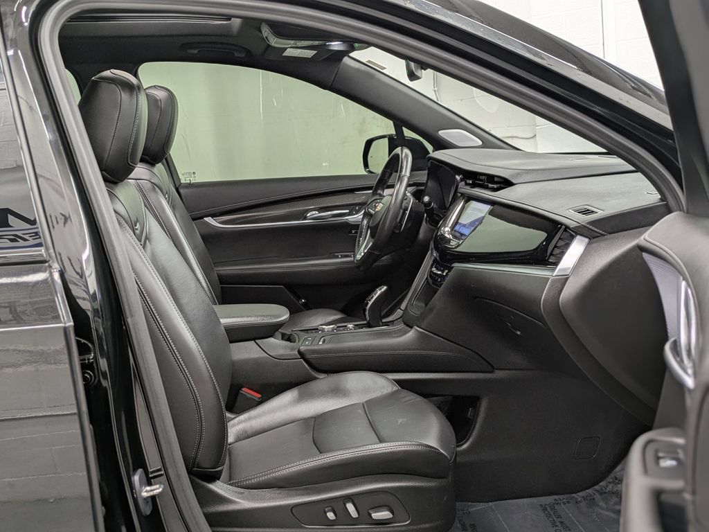Used 2024 Cadillac XT6 Sport AWD/4WD image 24