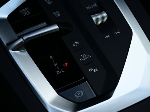 Used 2026 BMW 228i w/ Technology Package image 20