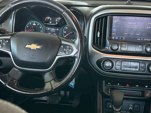 Used 2022 Chevrolet Colorado LT w/ Fleet Safety Package RWD image 11
