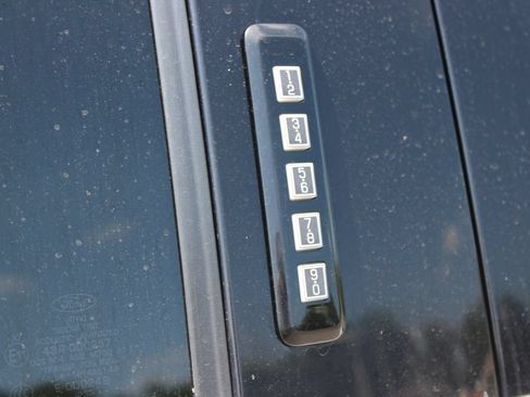 Used 2023 Ford F150 Lariat AWD/4WD image 23