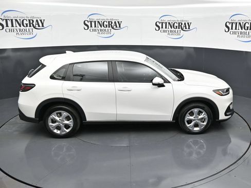 Used 2025 Honda HR-V LX image 25