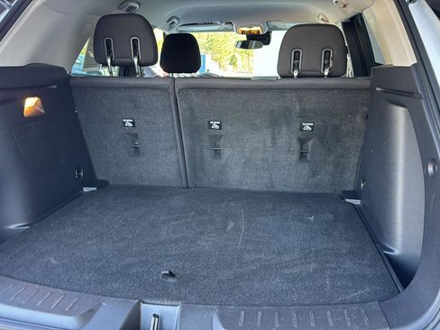 Used 2025 Chevrolet TrailBlazer LT w/ Driver Confidence Package image 27