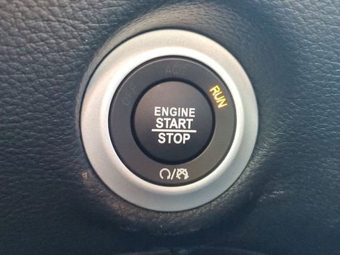 New 2026 Chrysler Pacifica Select image 26