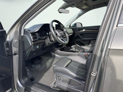 Used 2024 Audi Q5 2.0T Premium Plus image 18