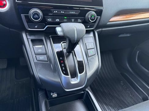 Used 2018 Honda CR-V Touring image 29