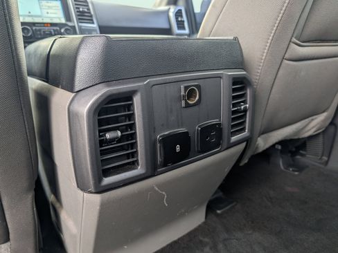 Used 2018 Ford F150 XLT w/ Equipment Group 302A Luxury image 20