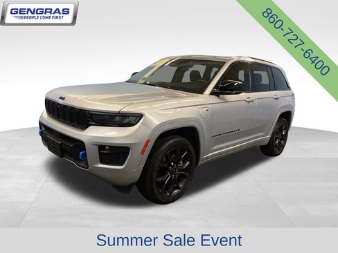 Used 2024 Jeep Grand Cherokee Limited 4xe AWD/4WD image 4