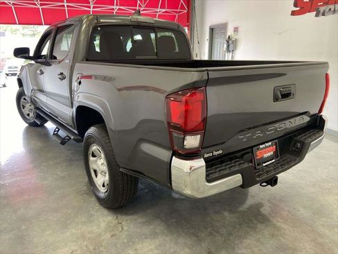 Certified 2022 Toyota Tacoma SR5 image 5