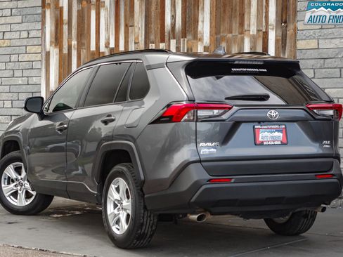 Used 2020 Toyota RAV4 XLE AWD/4WD image 4