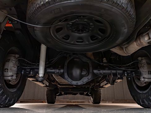 Used 2020 GMC Sierra 3500 Denali w/ Denali Ultimate Package image 12