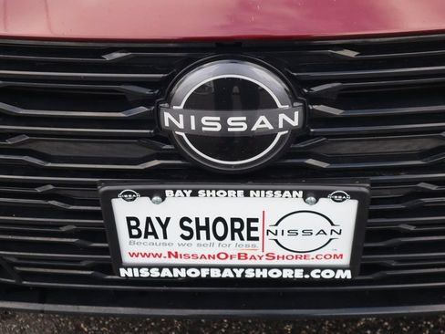 Certified 2025 Nissan Altima 2.5 SL AWD/4WD image 32