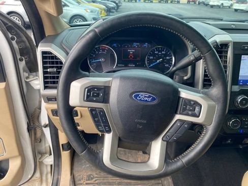 Used 2021 Ford F350 Lariat w/ Lariat Ultimate Package AWD/4WD image 11