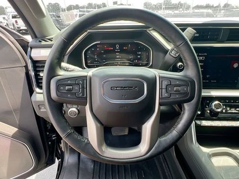 Used 2024 GMC Sierra 3500 Denali w/ Denali Reserve Package AWD/4WD image 12