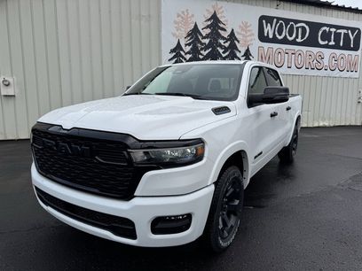 New 2025 RAM 1500 4x4 Crew Cab