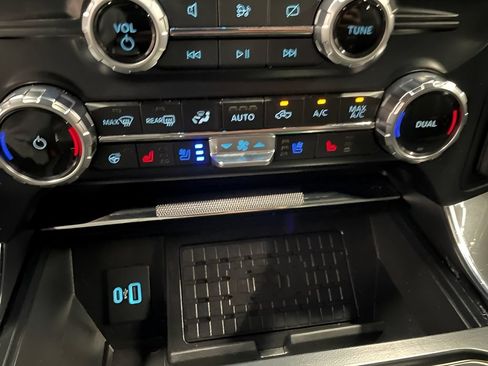 Used 2023 Ford F150 Lariat w/ Equipment Group 502A High AWD/4WD image 9