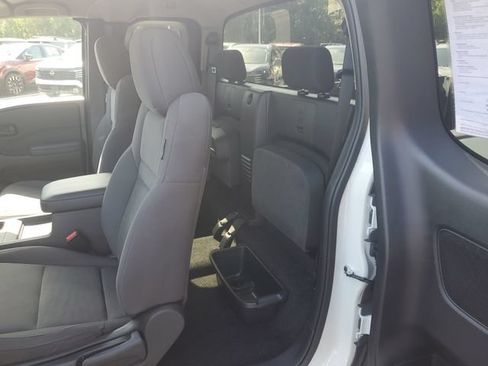 Used 2023 Nissan Frontier S w/ Technology Package RWD image 6