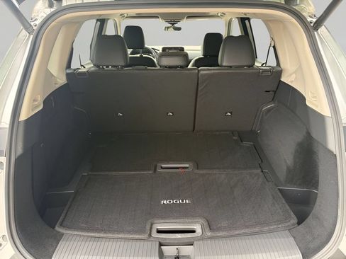 Used 2023 Nissan Rogue SL w/ SL Premium Package AWD/4WD image 6