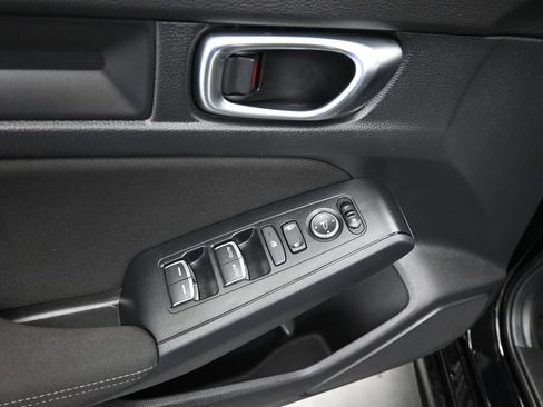 Used 2024 Honda Civic Sport image 10