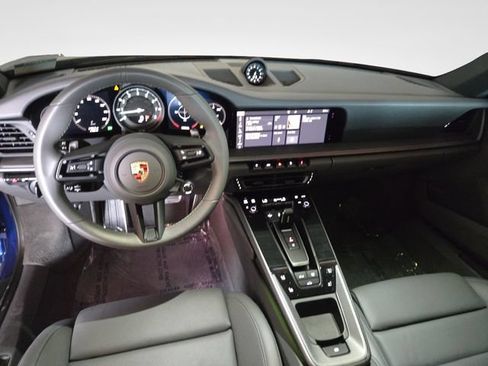 Used 2021 Porsche 911 Carrera S RWD image 9