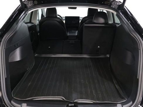 Used 2021 Tesla Model Y Long Range image 29