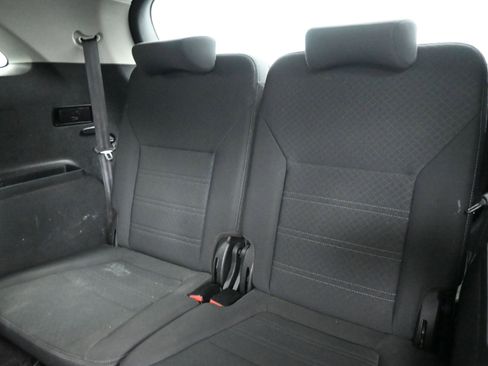 Used 2020 Kia Sorento LX image 19