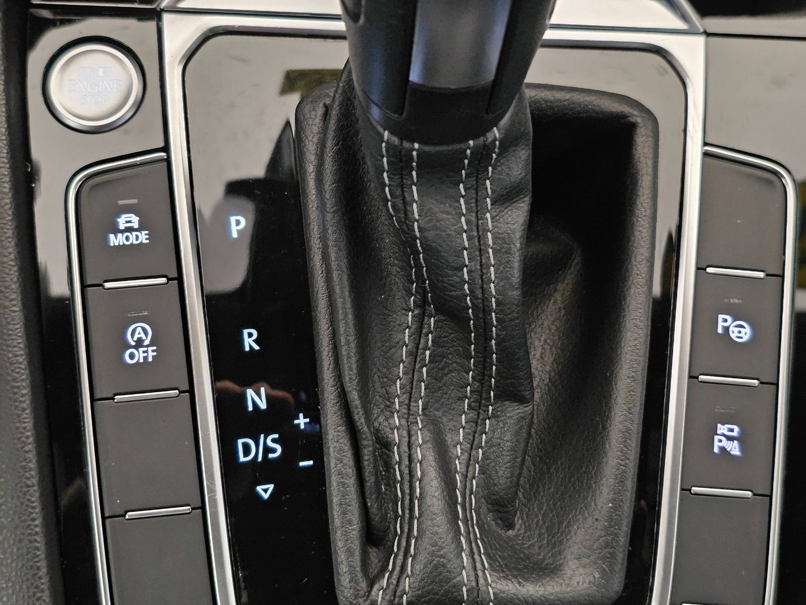 Used 2021 Volkswagen Arteon SEL Premium AWD/4WD image 14