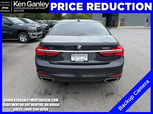 Used 2017 BMW 750i xDrive AWD/4WD image 8