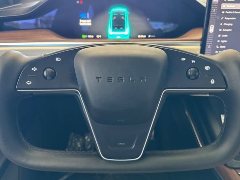 Used 2022 Tesla Model X Base image 23