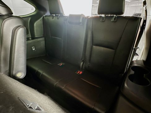 Used 2021 Toyota Highlander XSE image 29