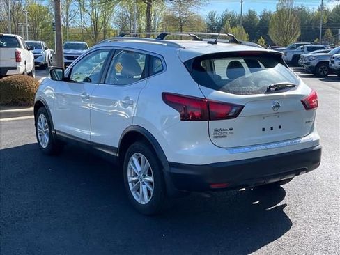 Used 2018 Nissan Rogue Sport SV w/ SV All-Weather Package image 5