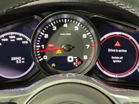 Used 2022 Porsche Cayenne Platinum Edition AWD/4WD image 23