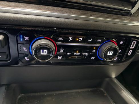 Used 2024 Chevrolet Silverado 3500 LTZ w/ LTZ Plus Package AWD/4WD image 23