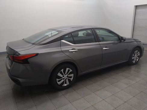Used 2024 Nissan Altima 2.5 S FWD image 10