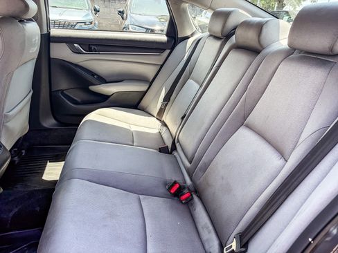 Used 2020 Honda Accord EX image 18