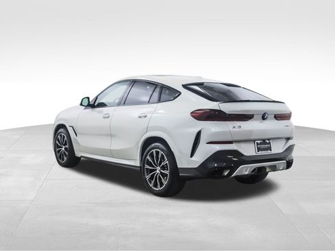 Certified 2024 BMW X6 xDrive40i w/ Premium Package image 4