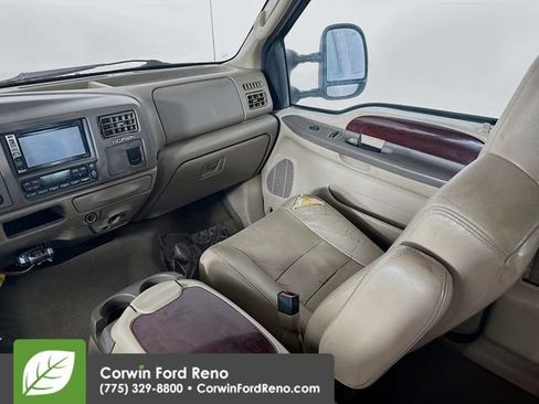 Used 2004 Ford Excursion Limited AWD/4WD image 21