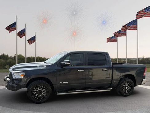 Used 2019 RAM 1500 Big Horn AWD/4WD image 4
