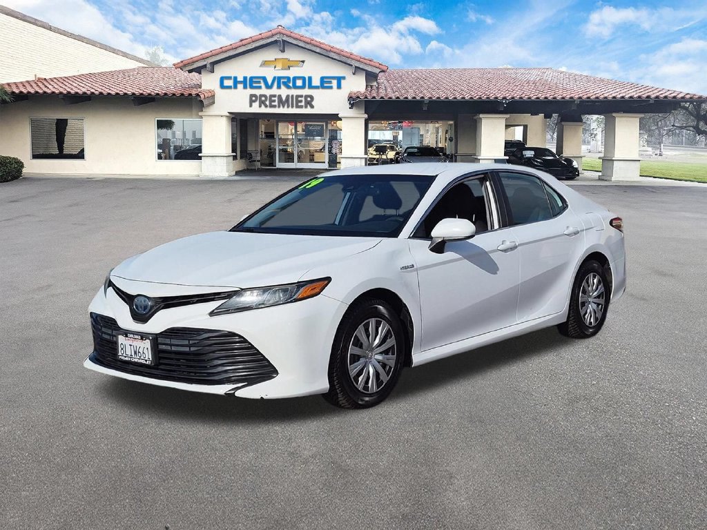 Used 2019 Toyota Camry LE FWD image 4