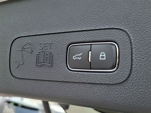 New 2025 Lincoln Aviator Premiere image 8