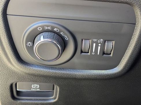 New 2025 Jeep Grand Cherokee Laredo RWD image 21