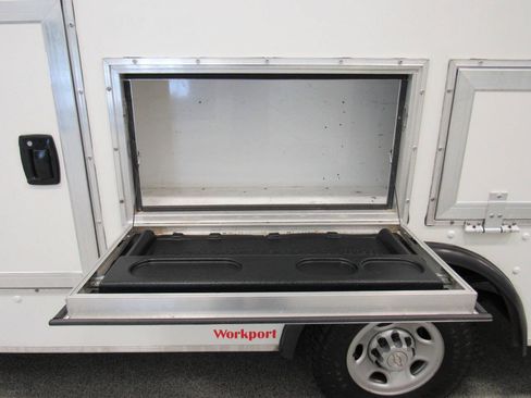 Used 2020 Chevrolet Express 3500 w/ Power Convenience Package RWD image 25
