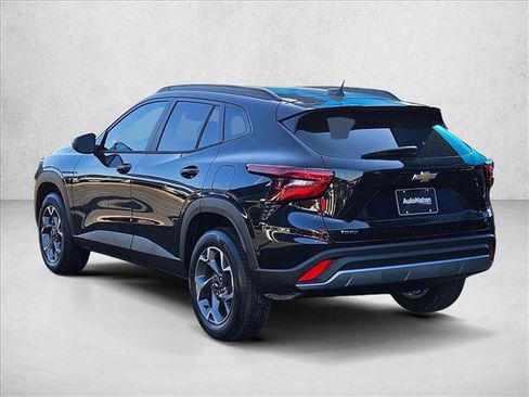 New 2026 Chevrolet Trax LT w/ LT Convenience Package image 9