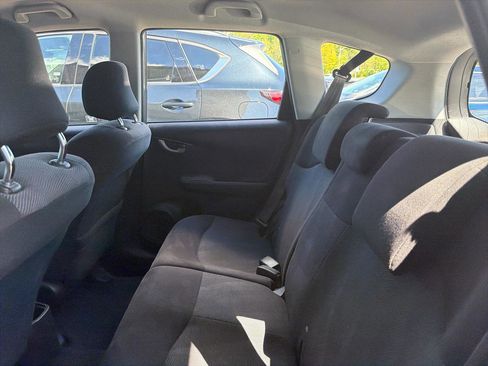 Used 2011 Honda Fit Sport image 18