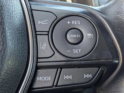 Used 2019 Toyota Camry SE image 8